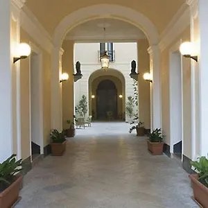 Palazzo Serraino Aparthotel