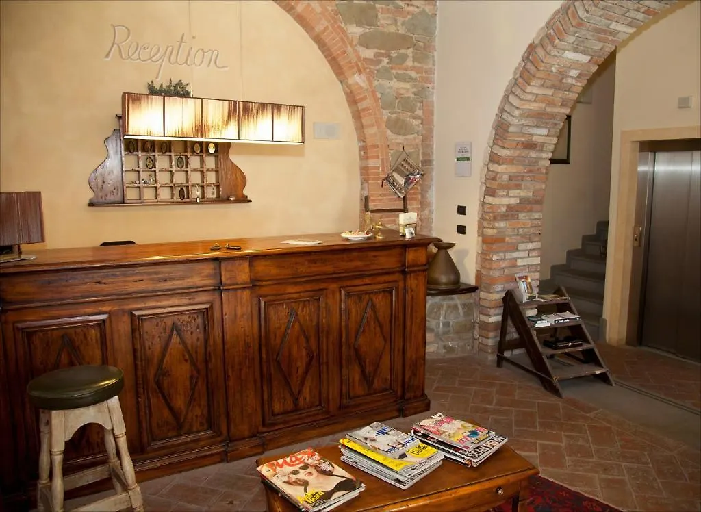 Le Vecchie Cantine Guest House Chianni 3*,