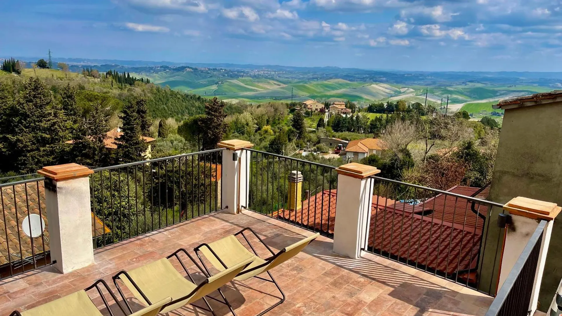 Le Vecchie Cantine Guest House Chianni Italy